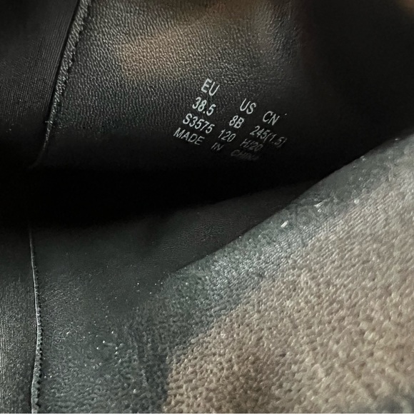 NEW Stuart Weitzman Jayla Knee Black Leather Knee High Boot in Size 8 - Picture 14 of 14